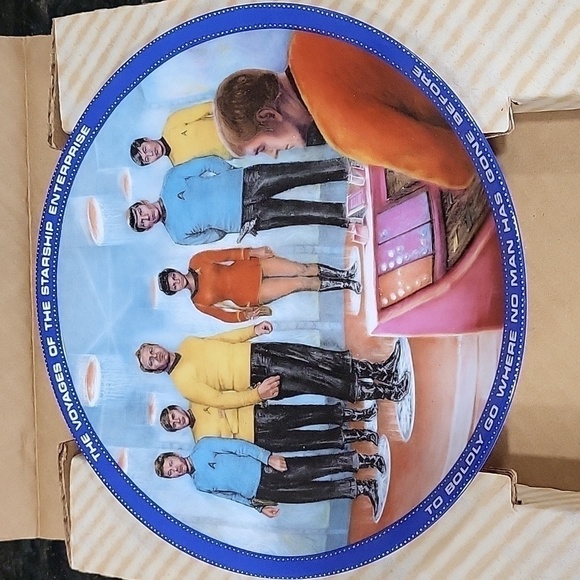 STAR Trek Plate Collection Transporter Room # 4635 Goes with Collection - Picture 1 of 7